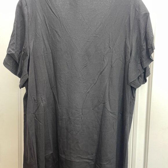 Bloomchic 1X Solid Crochet Lace Ruffle Tiered Sleeve V Neck T-shirt NWT - Picture 13 of 14